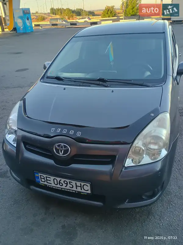 2007 toyota corolla verso