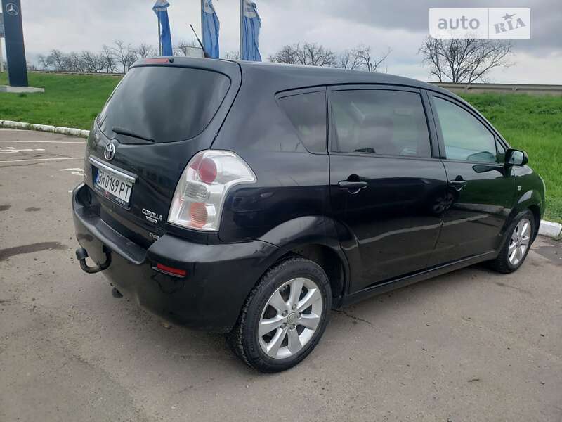 2008 toyota corolla verso