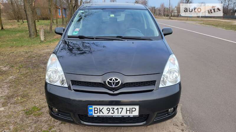 2007 toyota corolla verso