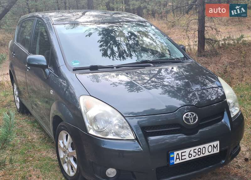 2007 toyota corolla verso