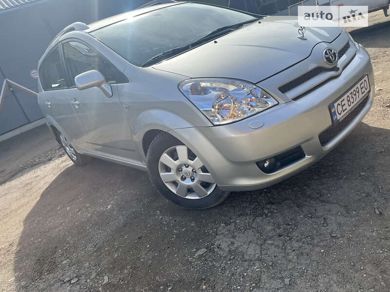 2006 toyota corolla verso