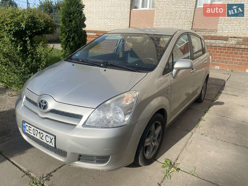 2005 toyota corolla