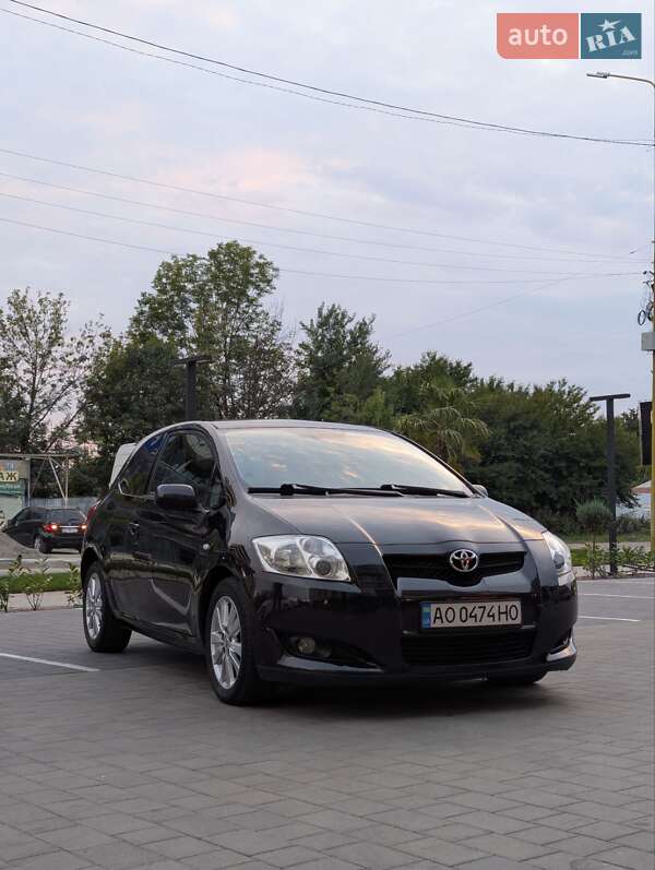 2007 toyota auris