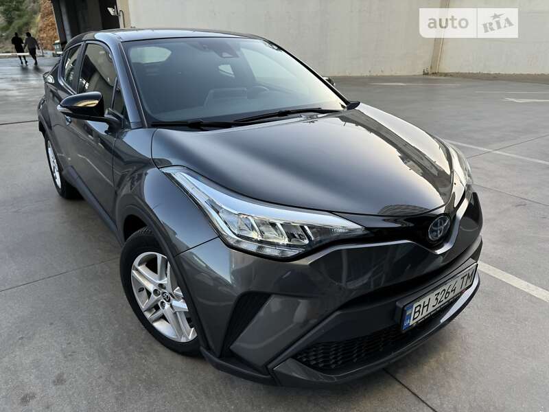 2022 toyota c-hr