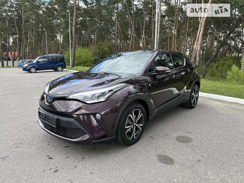 2023 toyota c-hr hybrid
