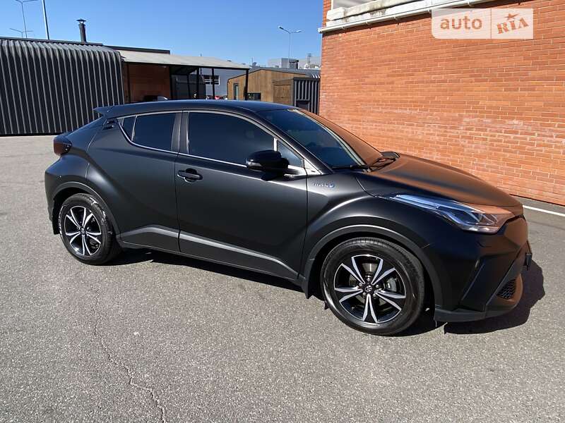 2020 toyota c-hr