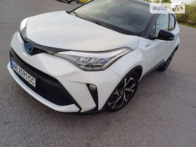 2021 toyota c-hr