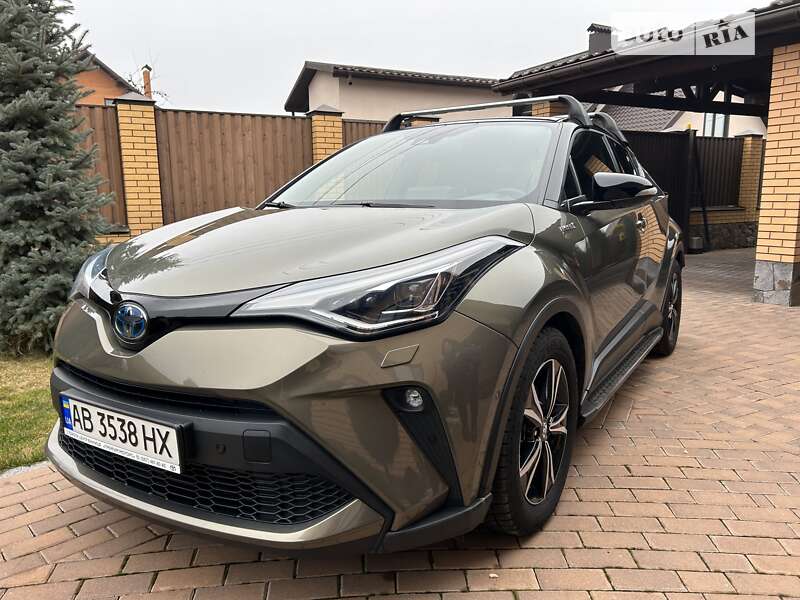2021 toyota c-hr-hybrid