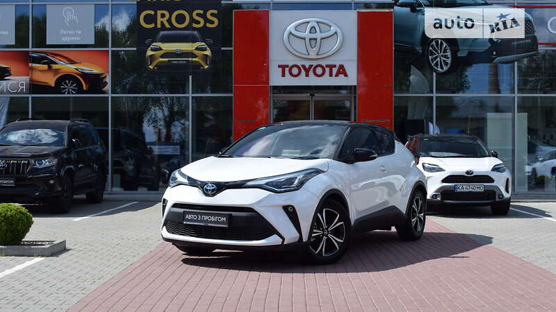 2022 toyota c-hr hybrid
