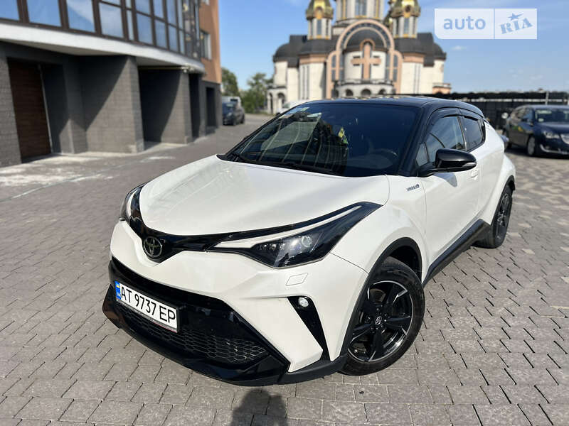 2021 toyota c-hr-hybrid