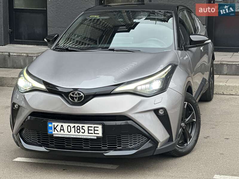 2021 toyota c-hr hybrid