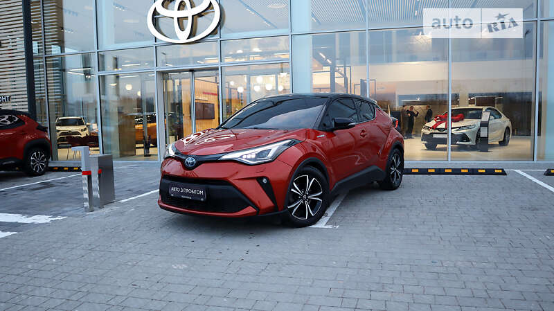 2021 toyota c-hr hybrid