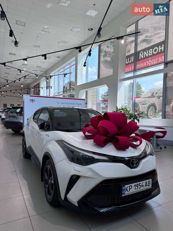 2021 toyota c-hr