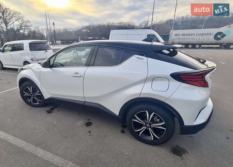 2020 toyota c-hr