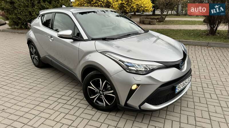 2022 toyota c-hr