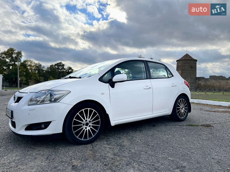 2007 toyota auris