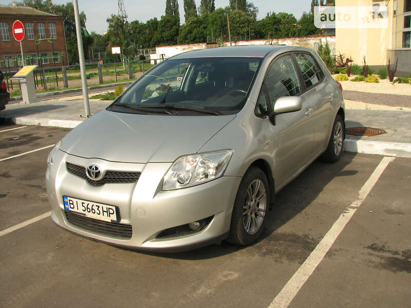2009 toyota auris