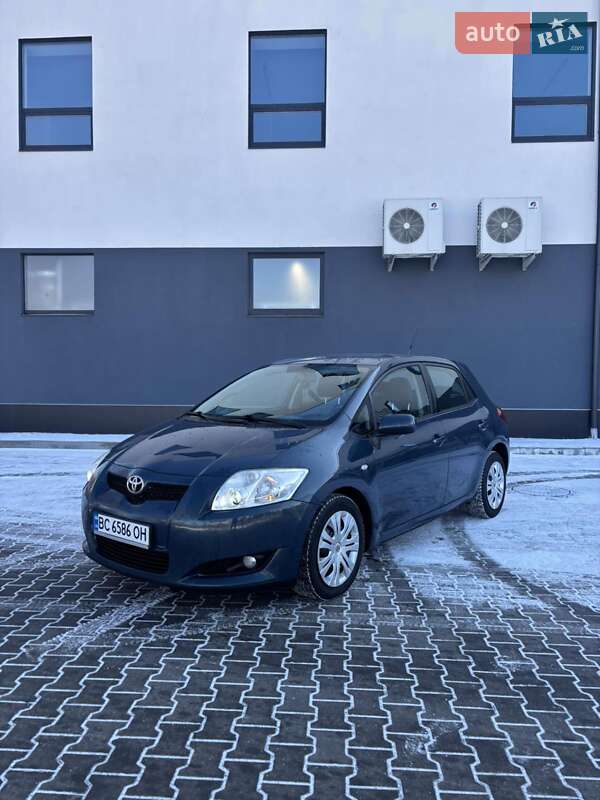 2007 toyota auris
