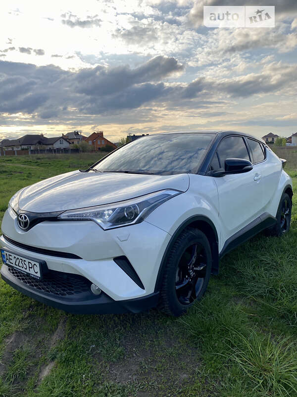 2017 toyota c-hr