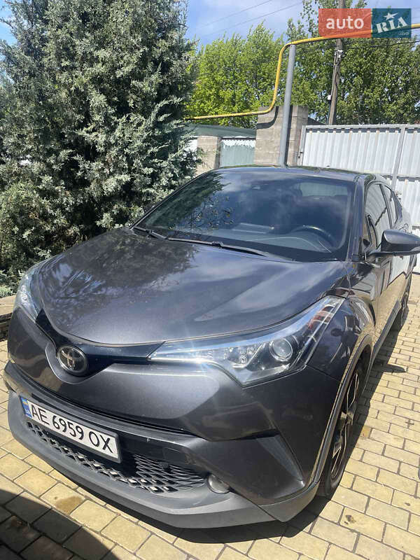 2017 toyota c-hr