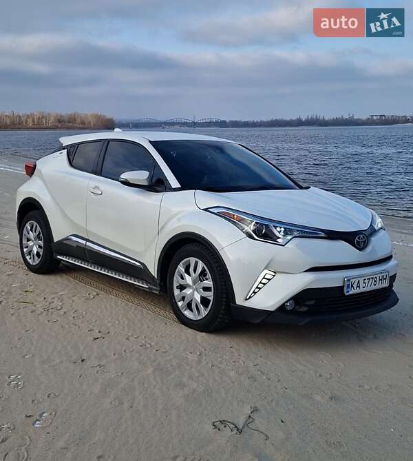 2019 toyota c-hr