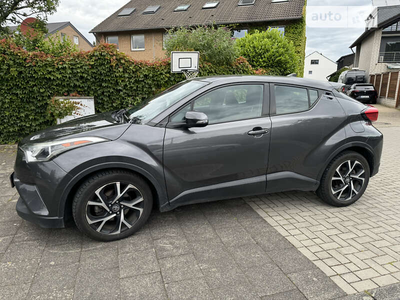 2017 toyota c-hr