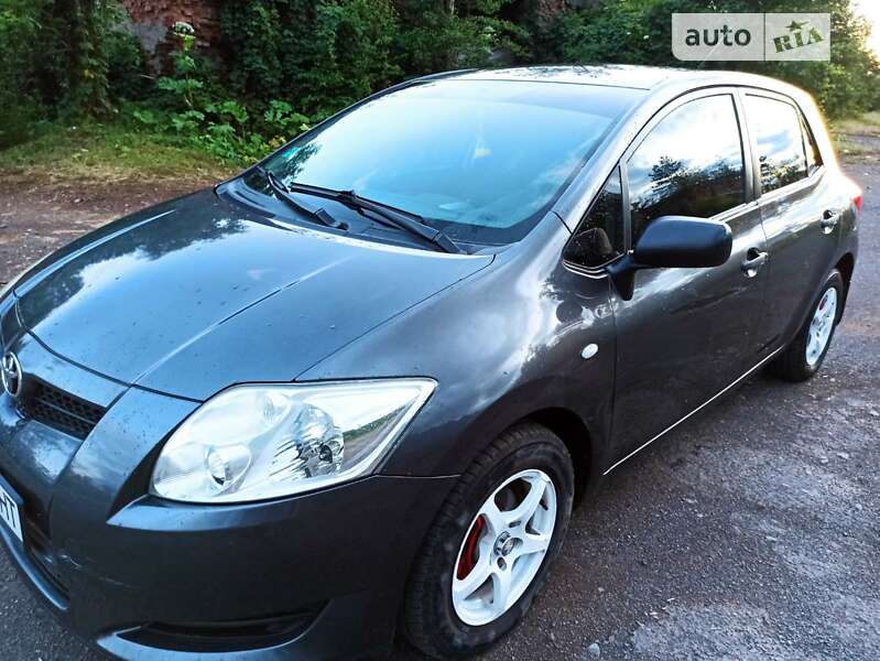 2009 toyota auris
