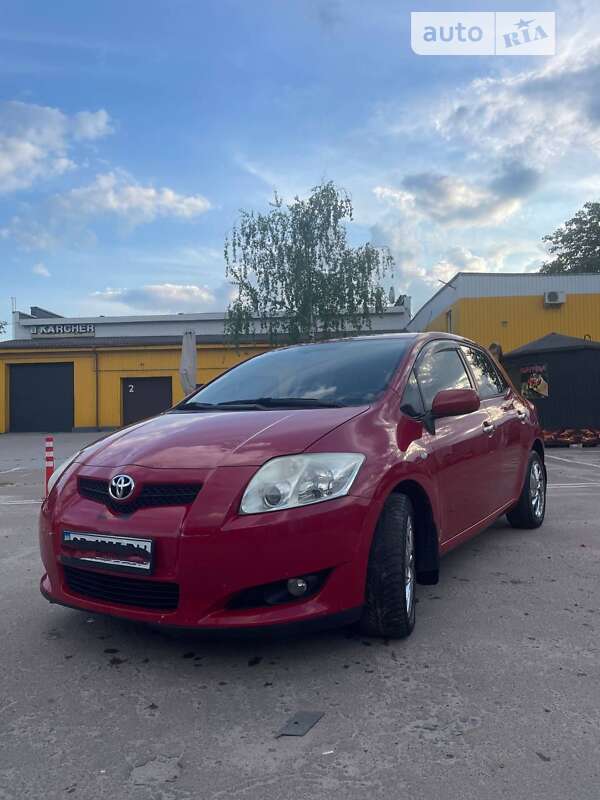 2008 toyota auris