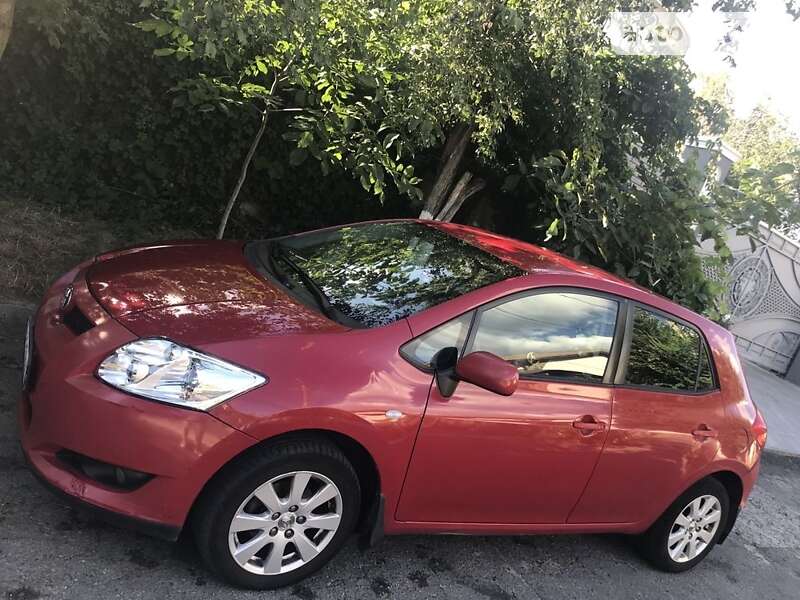 2008 toyota auris