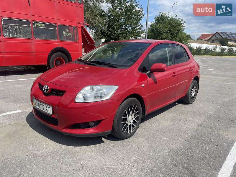 2008 toyota auris
