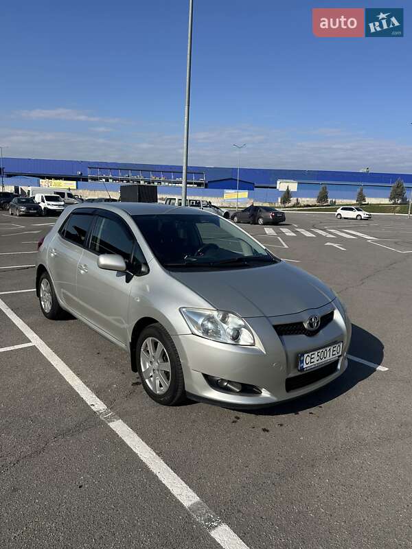 2008 toyota auris