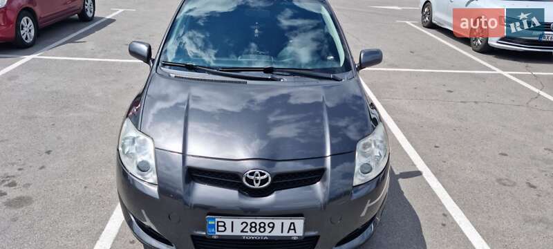 2008 toyota auris
