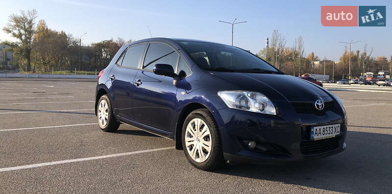 2008 toyota auris