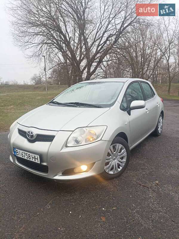 2007 toyota auris