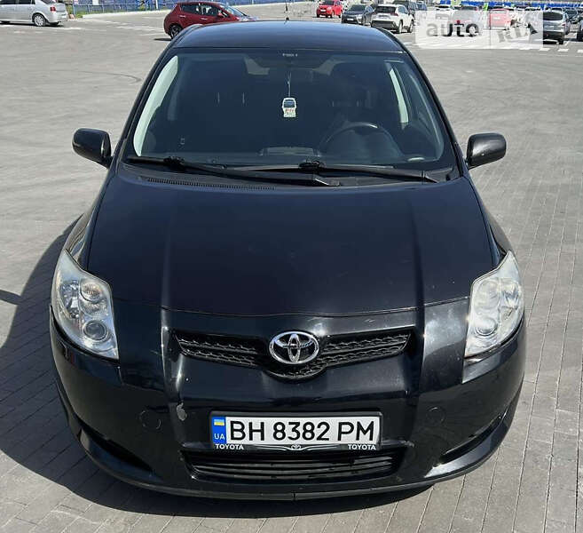 2007 toyota auris