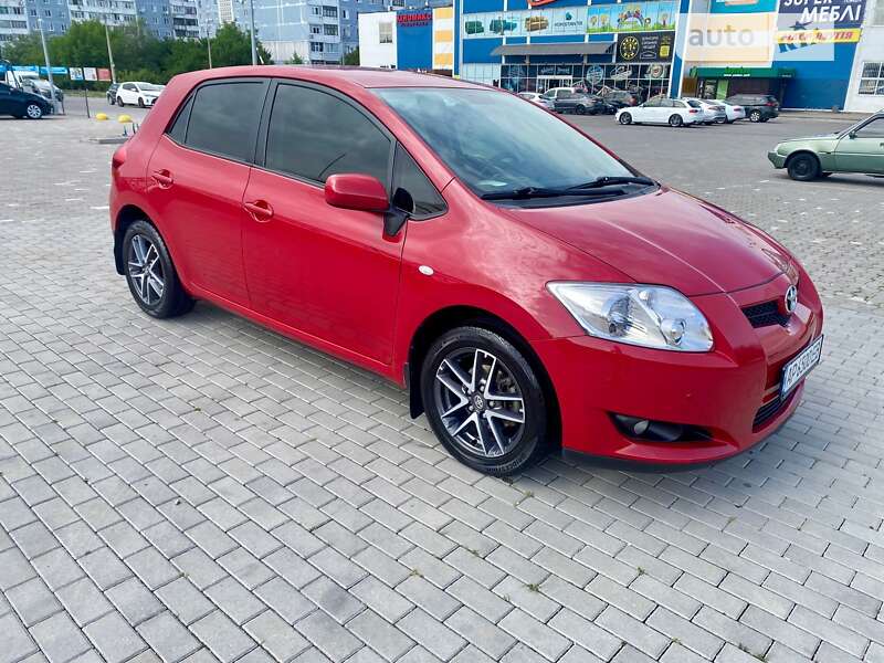 2007 toyota auris