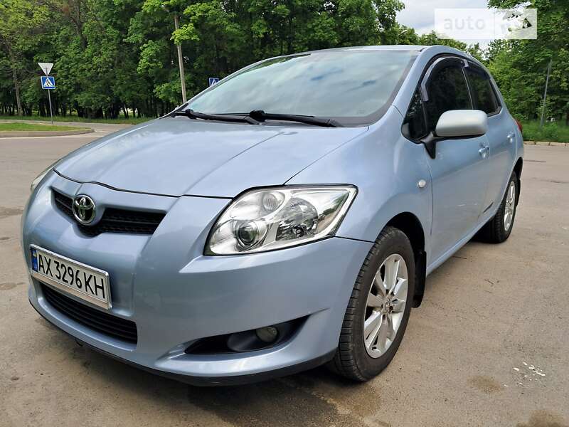 2007 toyota auris