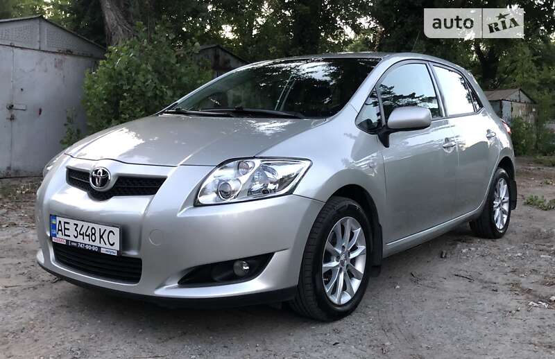 2008 toyota auris