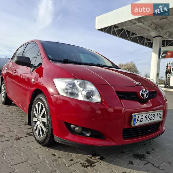 2008 toyota auris