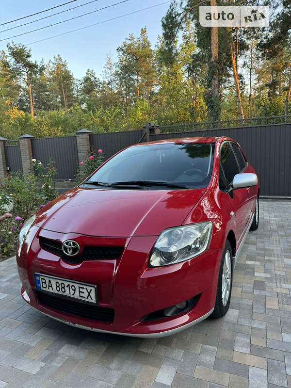 2008 toyota auris