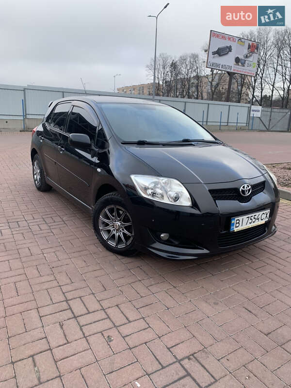 2008 toyota auris