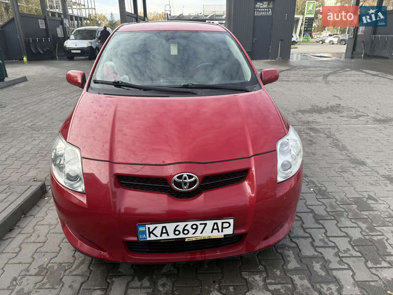 2007 toyota auris