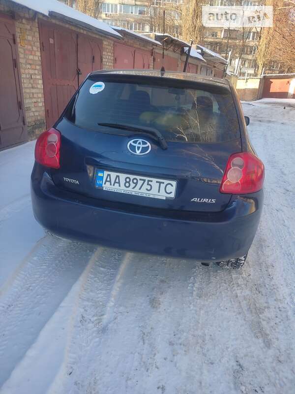 2007 toyota auris