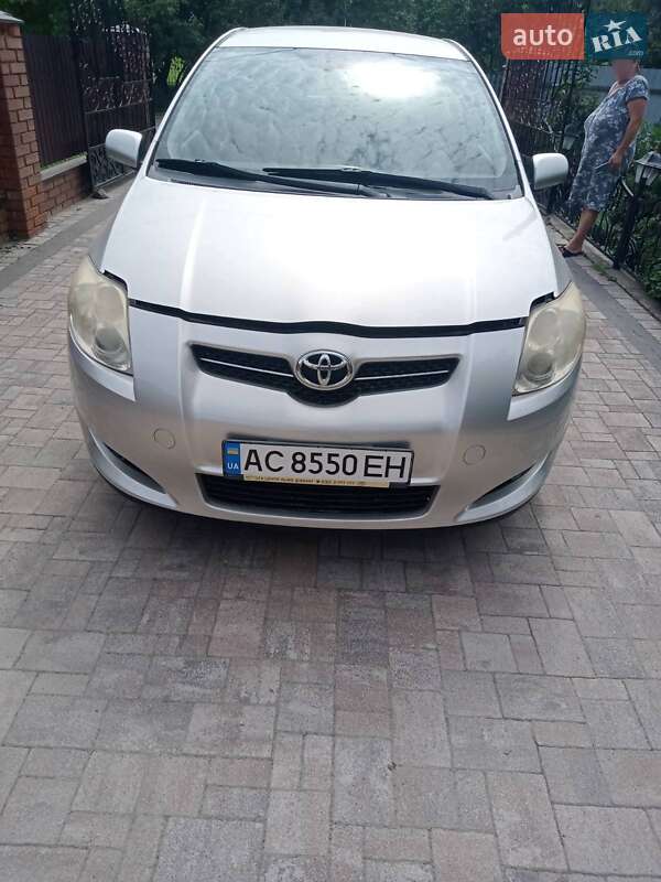 2007 toyota auris