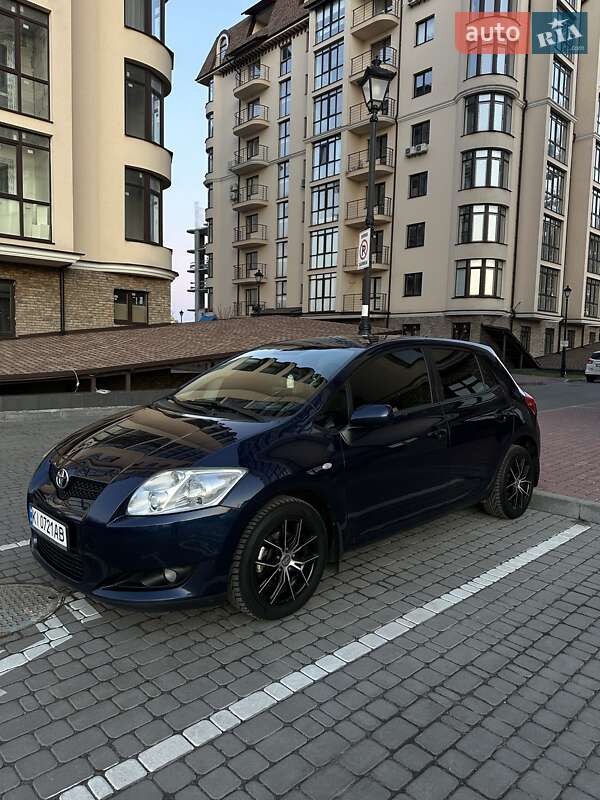 2007 toyota auris