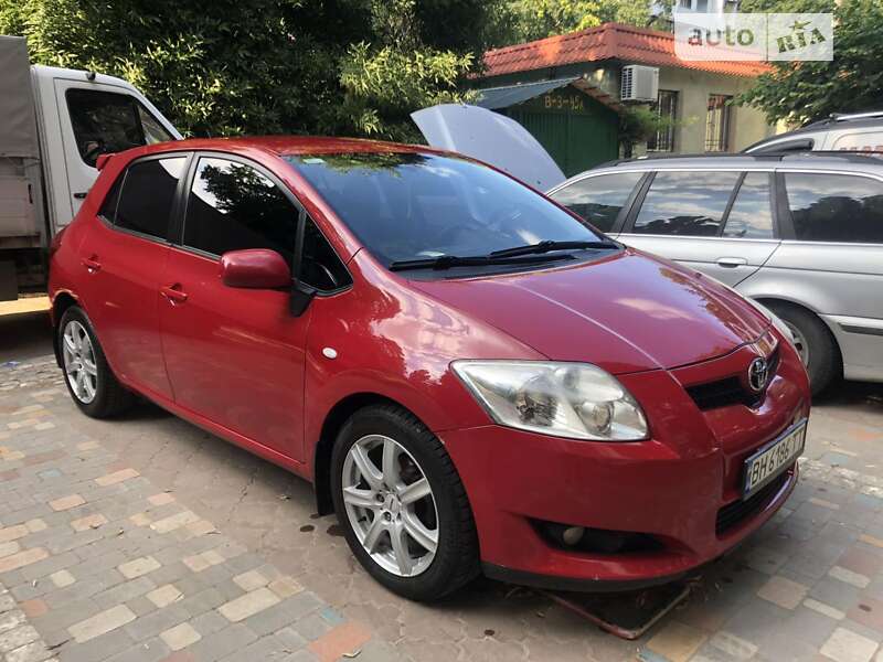 2008 toyota auris