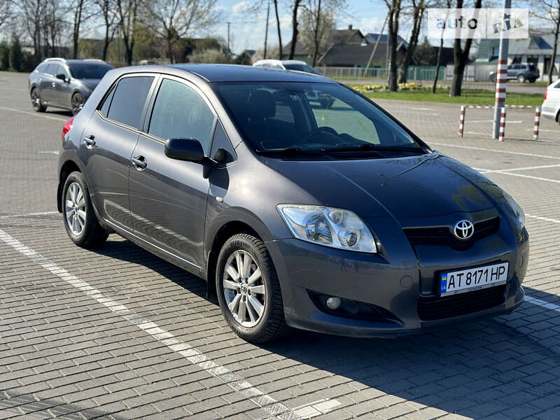 2008 toyota auris