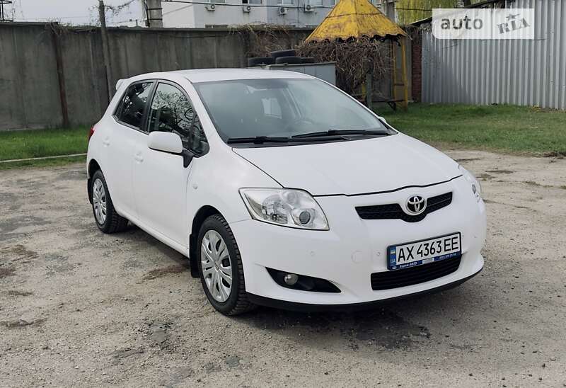 2007 toyota auris