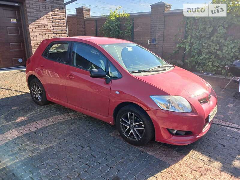 2008 toyota auris