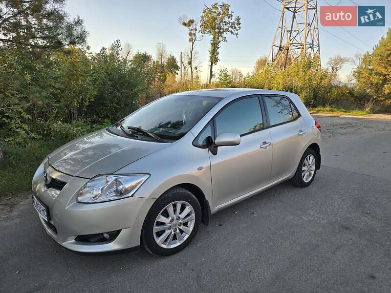 2007 toyota auris